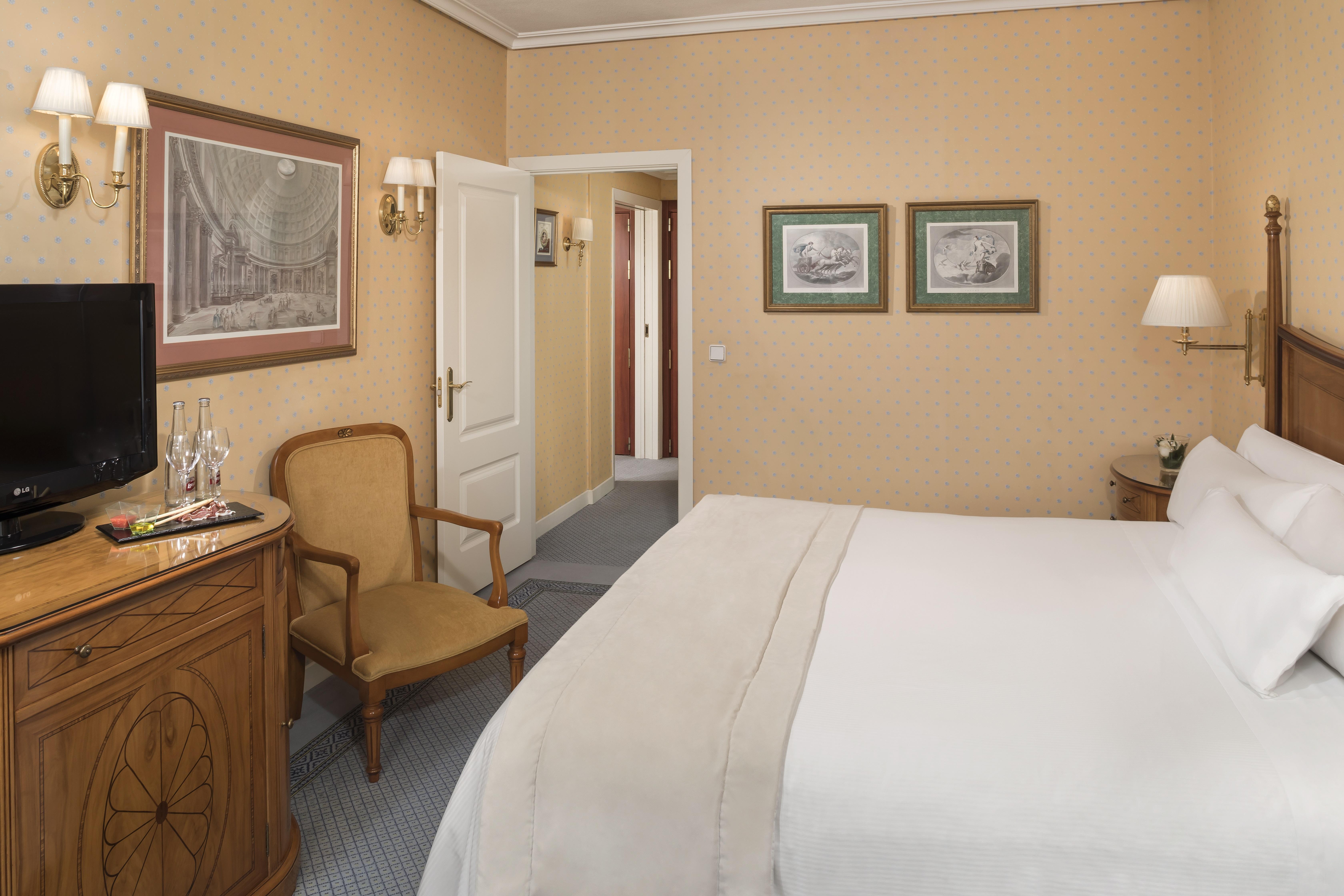 เมเลีย กาสติยา Hotel มาดริด ภายนอก รูปภาพ