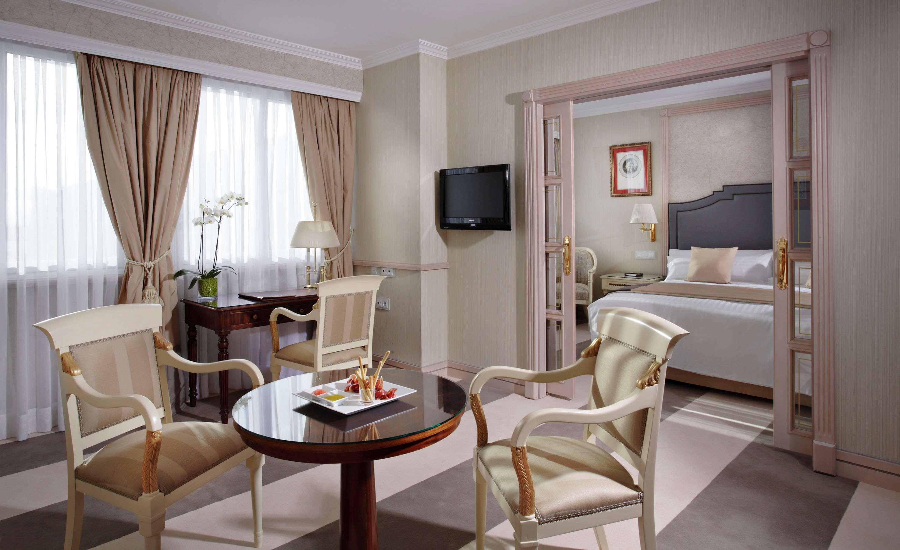 เมเลีย กาสติยา Hotel มาดริด ห้อง รูปภาพ